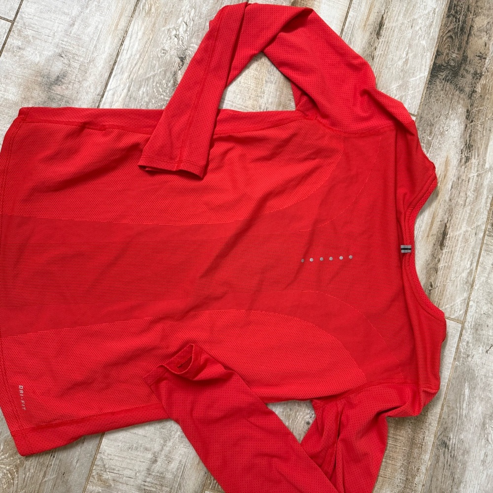 Nike Women's Bright Red Long Sleeve Running Tee - Picture 4 of 6